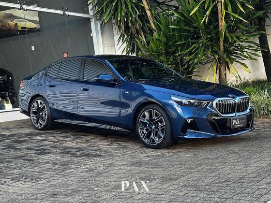 BMW 530e 2.0 TWINPOWER PHEV M SPORT AUTOMÁTICO BMW 530e 2.0 TWINPOWER PHEV M SPORT AUTOMÁTICO